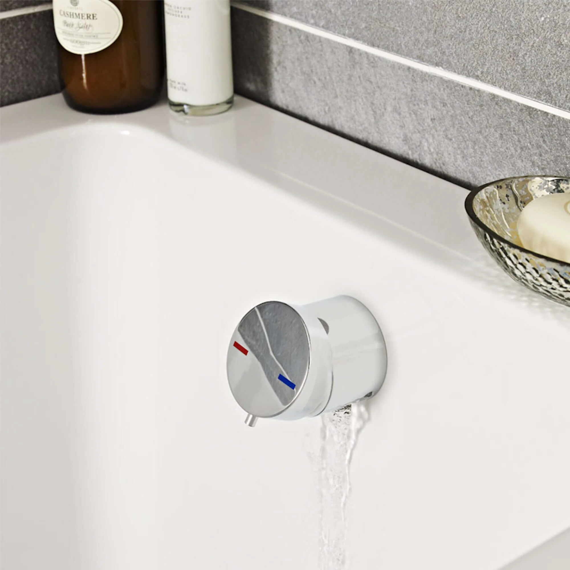 Round temperature control bath mixer filler with overflow and clicker waste - chrome - Image 4